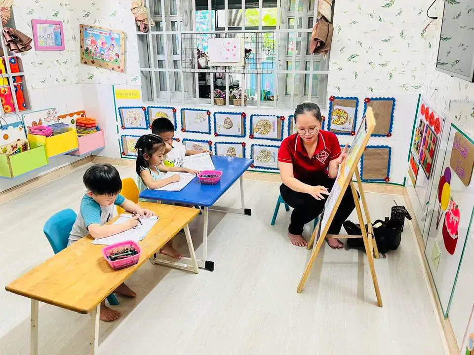 Học qua chơi lớp Gấu xám