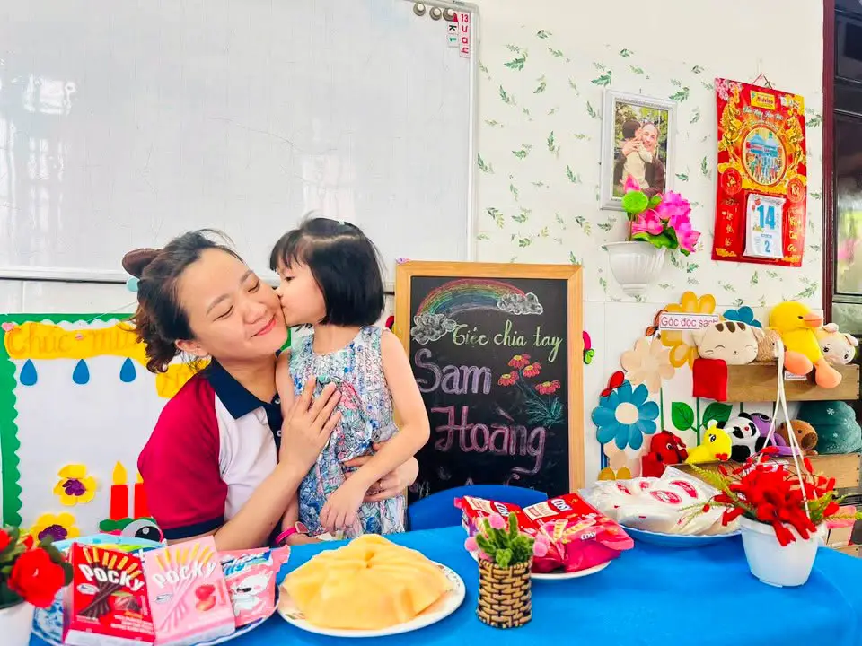 Kỷ niệm của bé Sam Hoàng Anh tại Mầm non Hoàng Kim