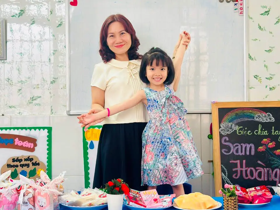 Bé Sam Hoàng Anh trong những ngày cuối tại trường mầm non