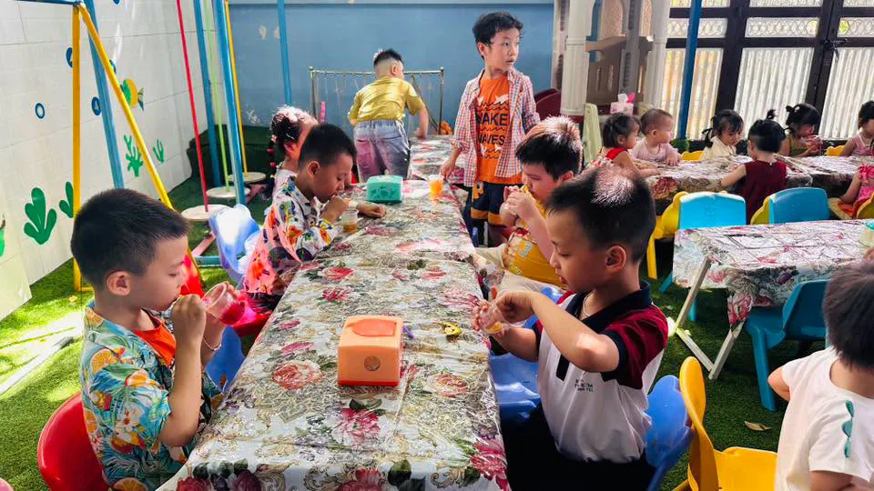 Không gian tiệc trái cây tại Hoàng Kim