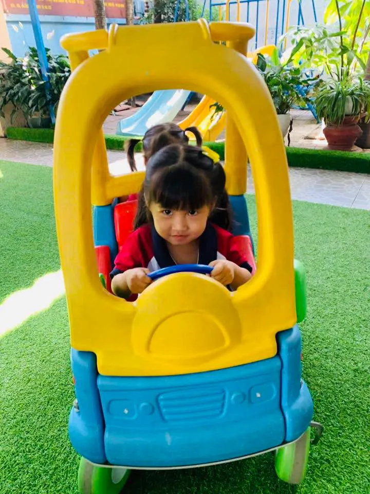 Vận động lớp Sóc Nâu